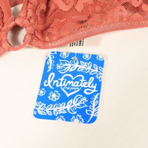 NWT Free People X Revolve Toni Bralette in Allure - Picture 2 of 6